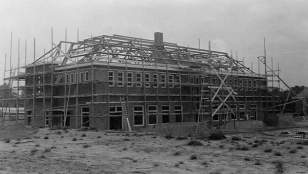 ijzeren spanten St. Jozefpaviljoen 1934